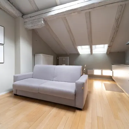 Tribunali De Charme *