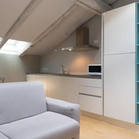 Tribunali De Charme *