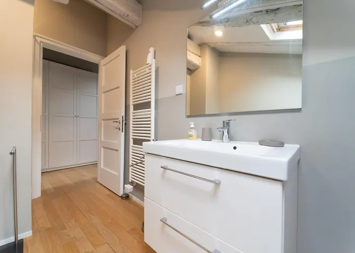 Lägenhet Tribunali De Charme